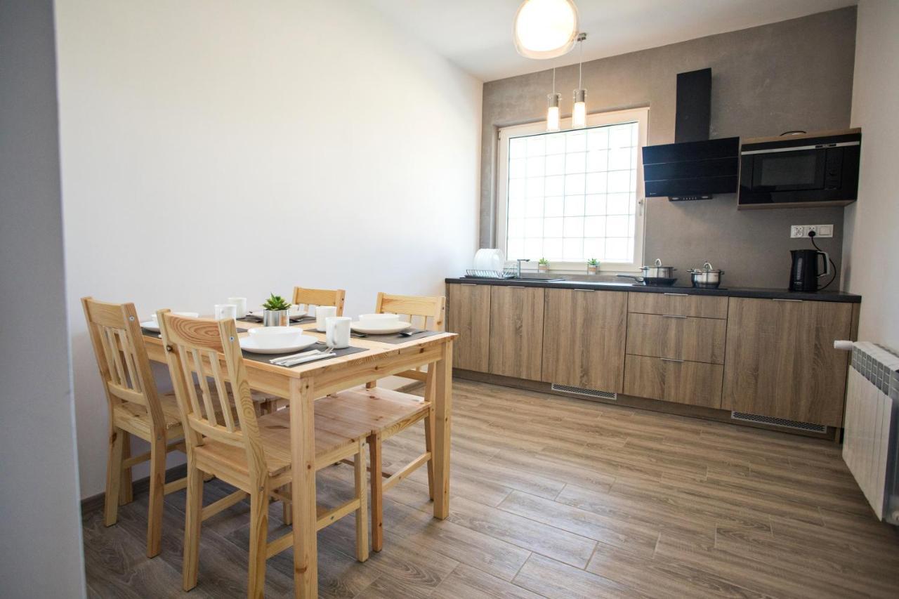 8 Jezior Apartment เอากุสตูฟ ภายนอก รูปภาพ